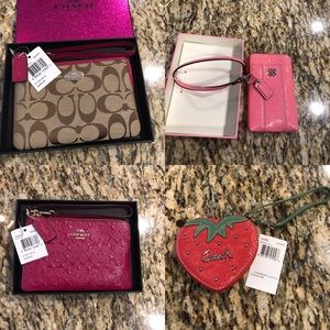 Coach Wristlet Bundle!